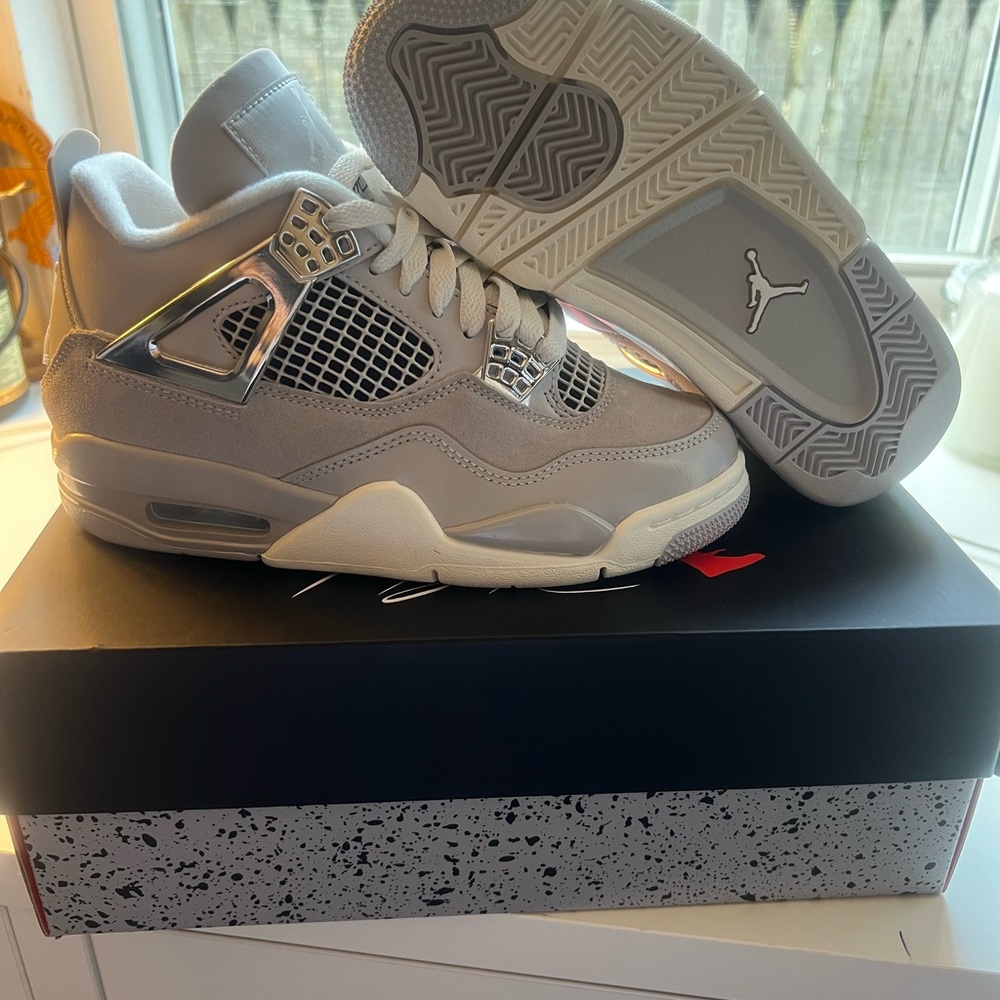 Air Jordan 4 Retro Frozen Moments White Silver Size 5